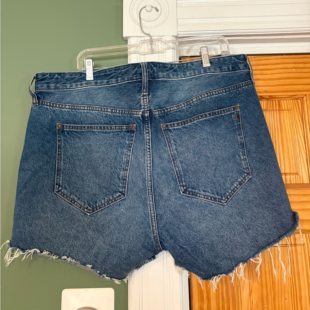 Like New | Madewell | Dark Blue Denim Cutoff Jean Shorts | 14W